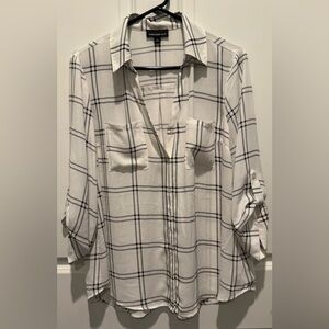 Fortune + Ivy White Plaid Button-Front Blouse
